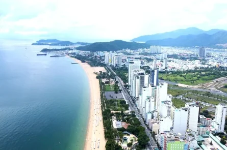 Môi giới bất động sản phải ghi rõ thông tin chứng chỉ trên Zalo, Facebook