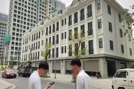 Môi giới bất động sản trước “gọng Môi giới bất động sản trước "gọng kìm" thuế và pháp lý: Đã đến lúc cần một hệ điều hành thực thụ