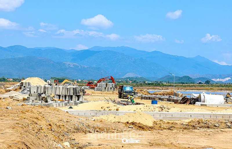 Lấy đầu tư công làm đòn bẩy tăng trưởng